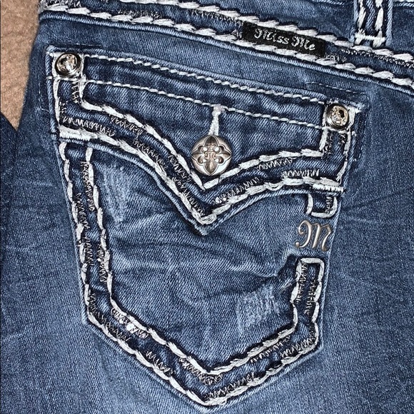 Miss Me Jeans! - Picture 2 of 3